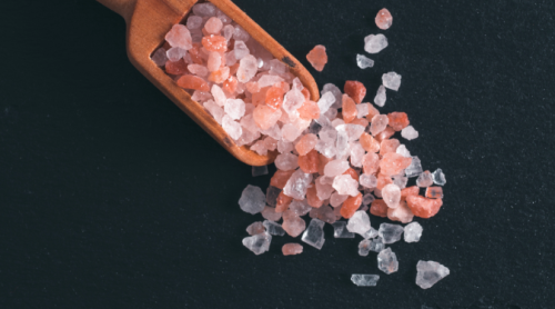 What is the difference between phosphate VS phosphate-free water retaining agent?